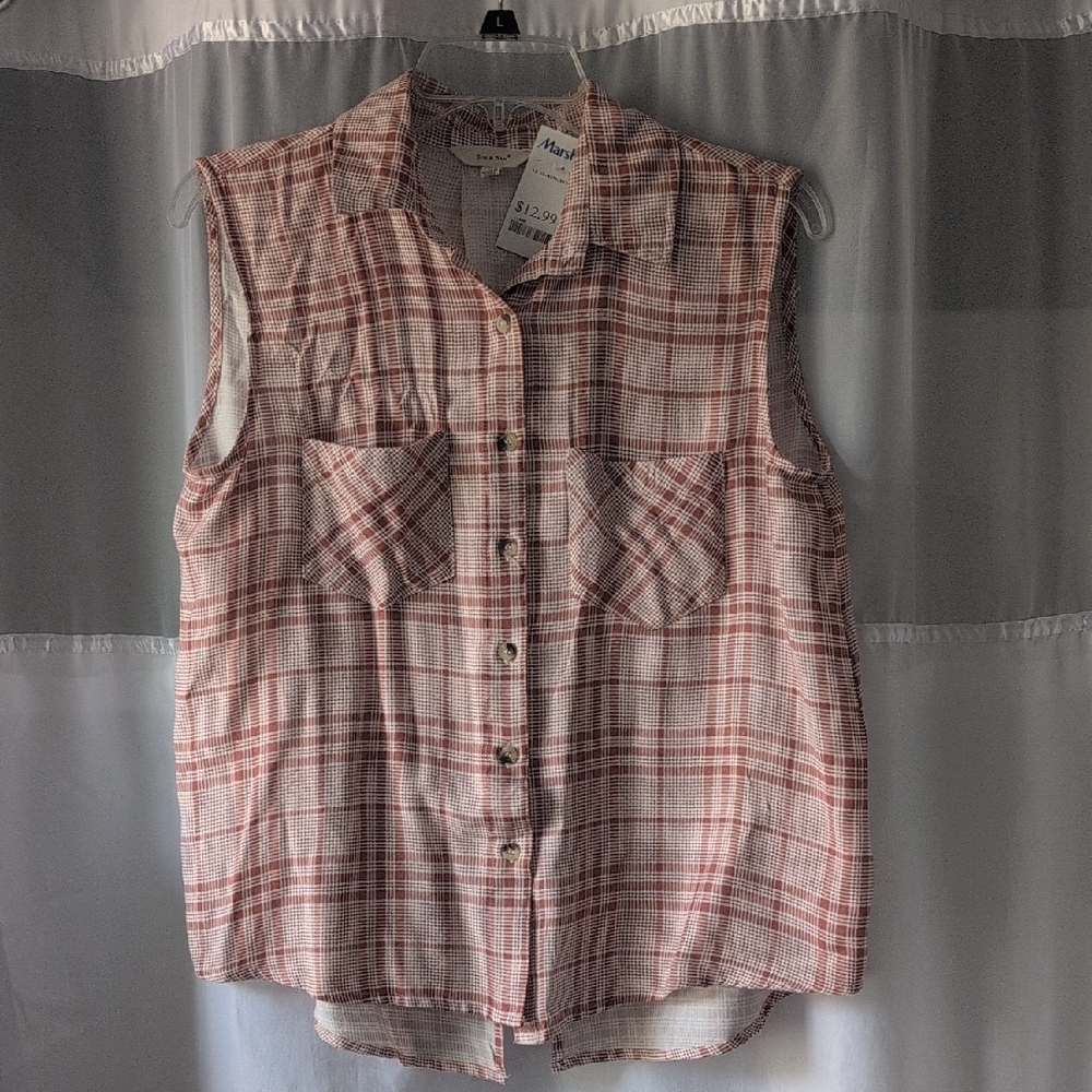 Pink and White Sleeveless Button Down Shirt
